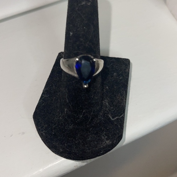 D&p Sterling Silver Ring. - Picture 2 of 11